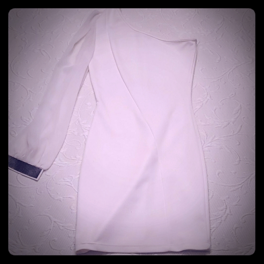 White one shoulder dress!